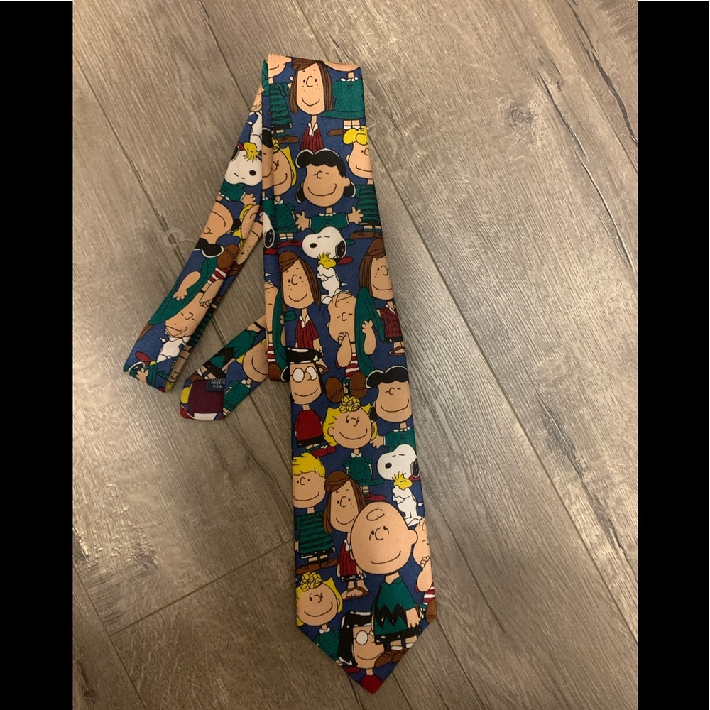 Charlie Brown tie